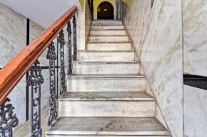OYO Flagship 75750 Hotel Surbhi Palace